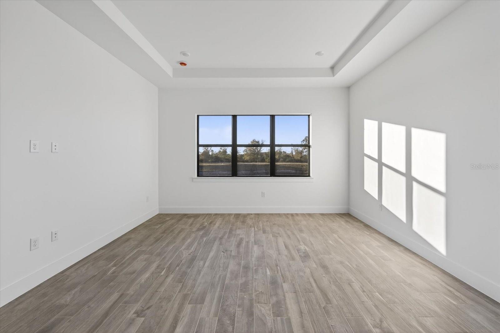 Image 19 of 86 For 19111 Fox Landing Place