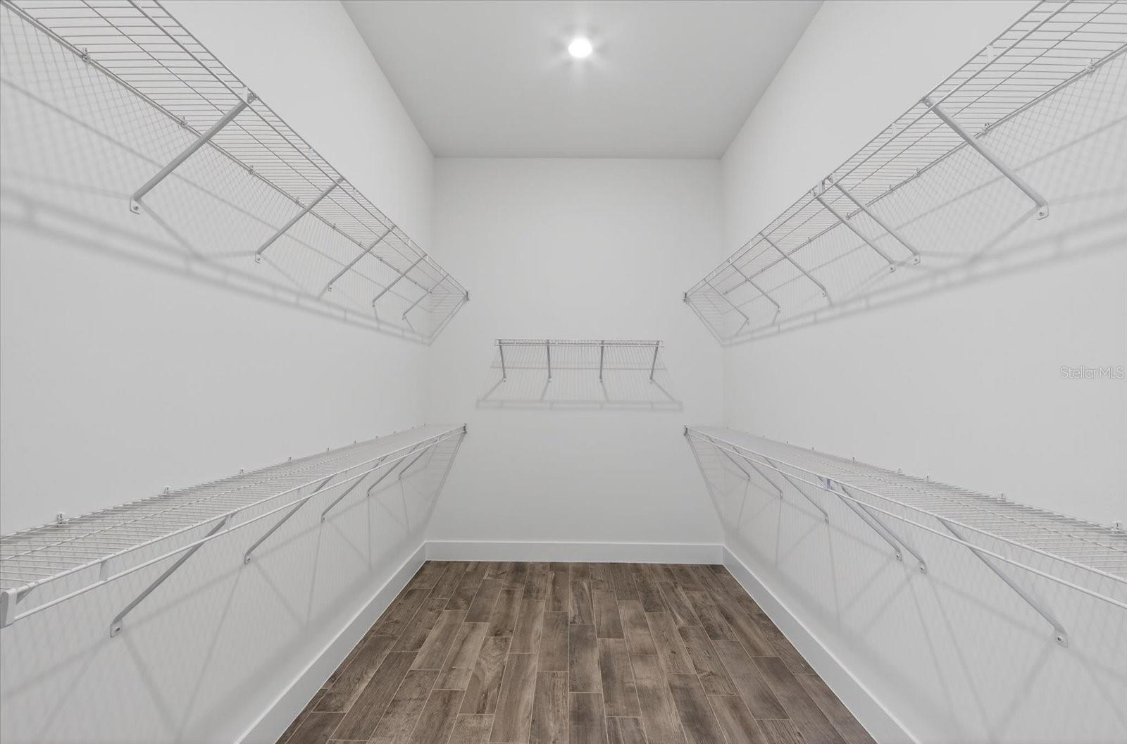 Image 23 of 86 For 19111 Fox Landing Place