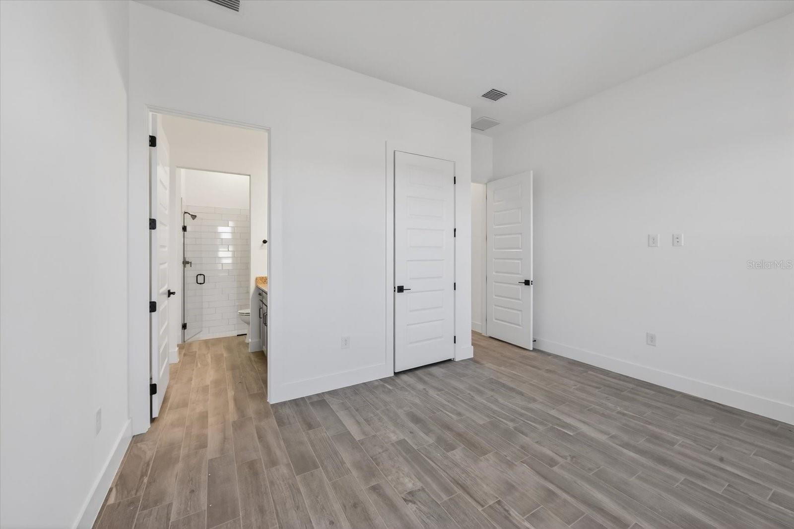 Image 30 of 86 For 19111 Fox Landing Place