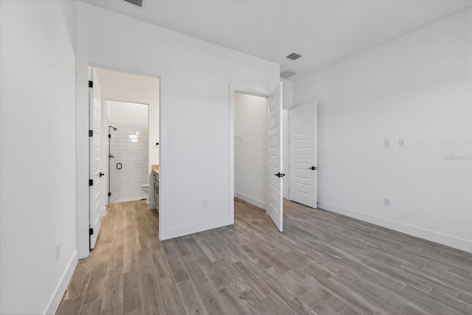 Image 31 of 86 For 19111 Fox Landing Place