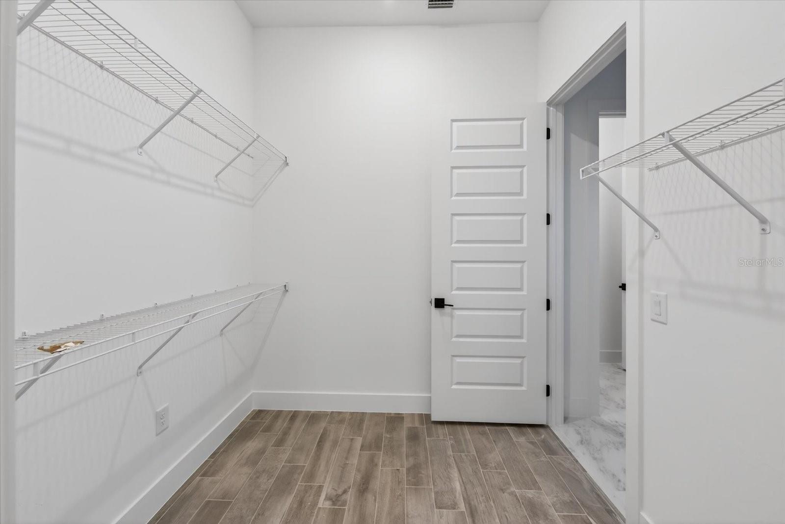 Image 43 of 86 For 19111 Fox Landing Place