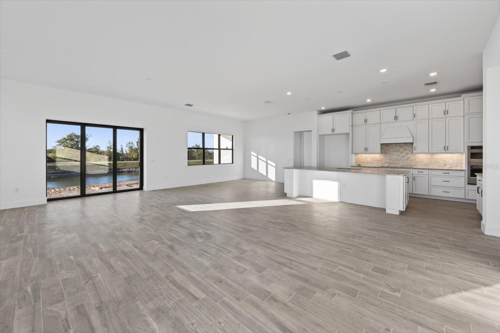 Image 6 of 86 For 19111 Fox Landing Place