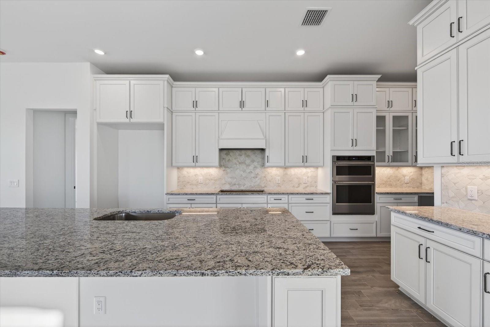 Image 7 of 86 For 19111 Fox Landing Place