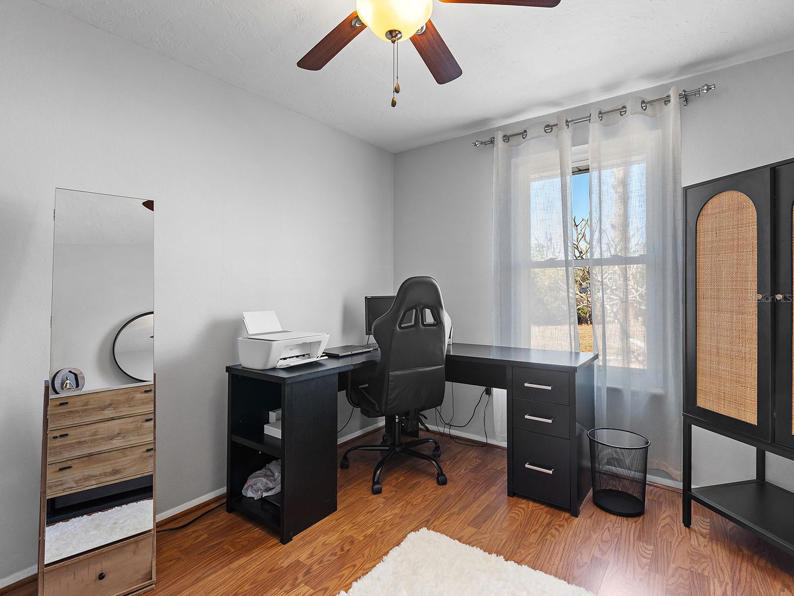 Image 18 of 25 For 4741 Selma Street