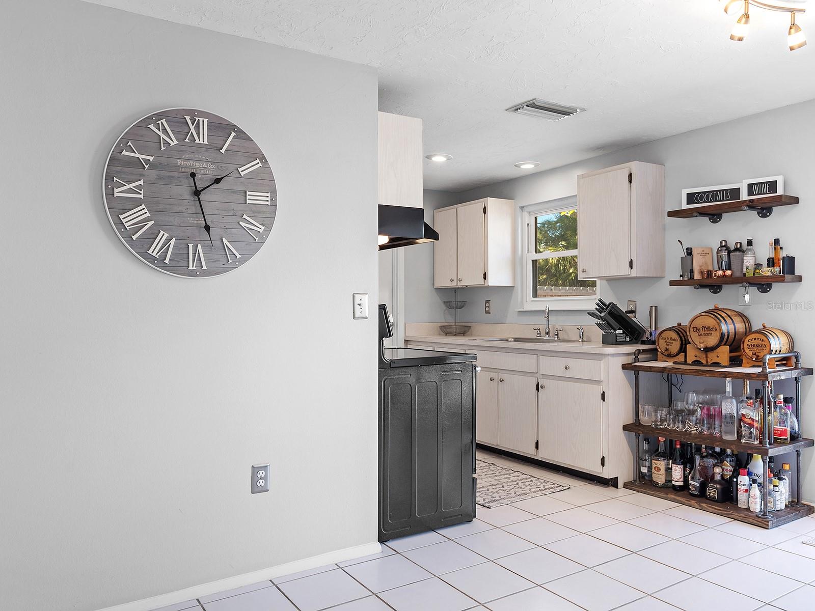 Image 6 of 25 For 4741 Selma Street