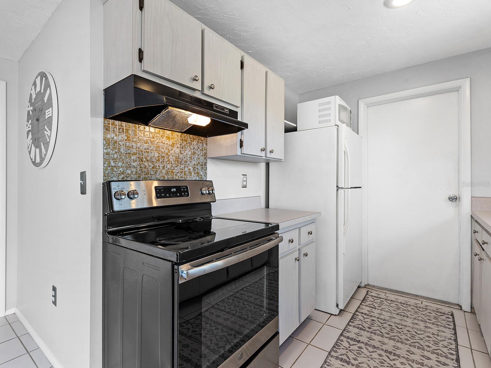 Image 9 of 25 For 4741 Selma Street