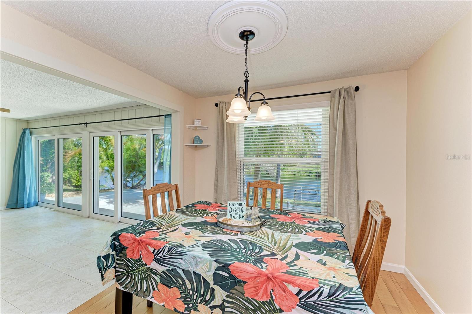 Image 10 of 30 For 6502 38th Avenue Circle W