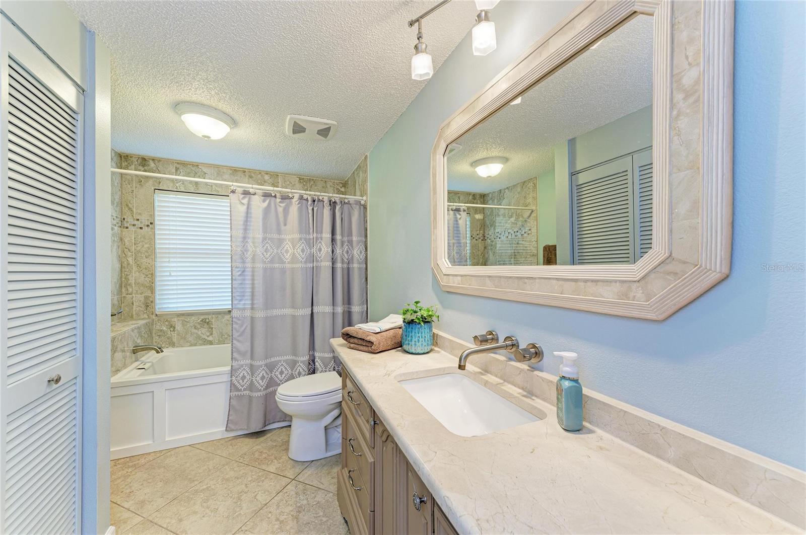 Image 20 of 30 For 6502 38th Avenue Circle W