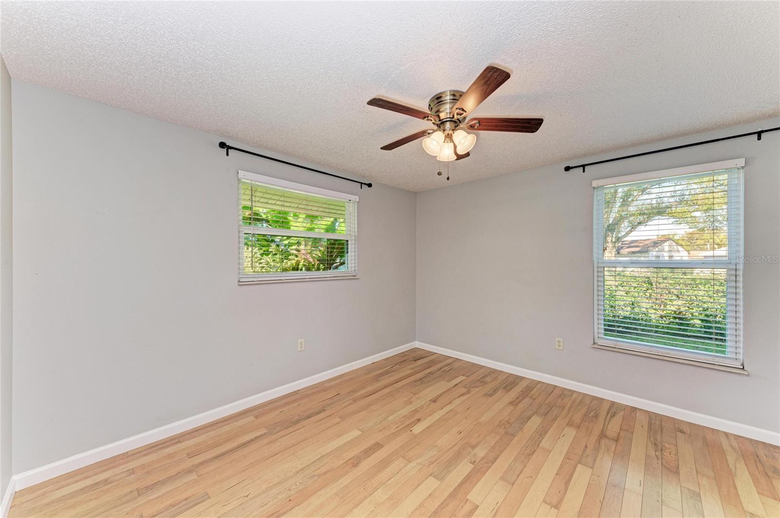 Image 22 of 30 For 6502 38th Avenue Circle W