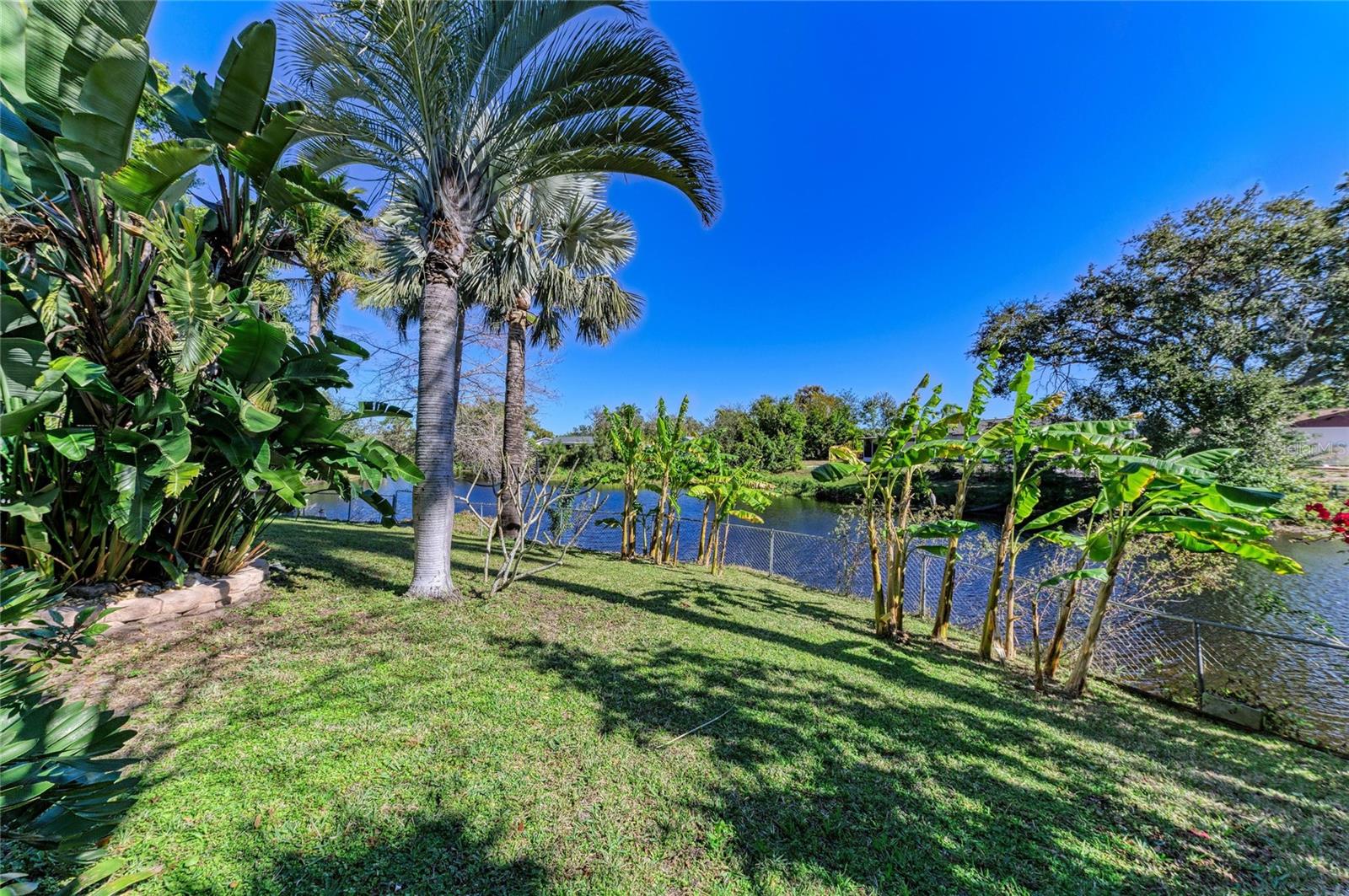 Image 27 of 30 For 6502 38th Avenue Circle W