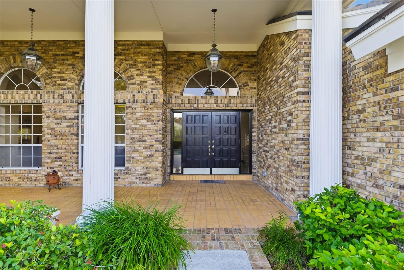 Image 11 of 70 For 4149 Escondito Circle