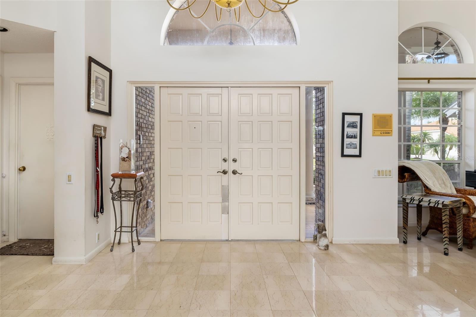 Image 14 of 70 For 4149 Escondito Circle