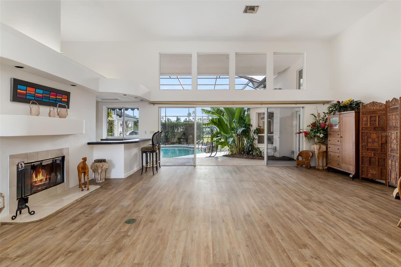 Image 17 of 70 For 4149 Escondito Circle