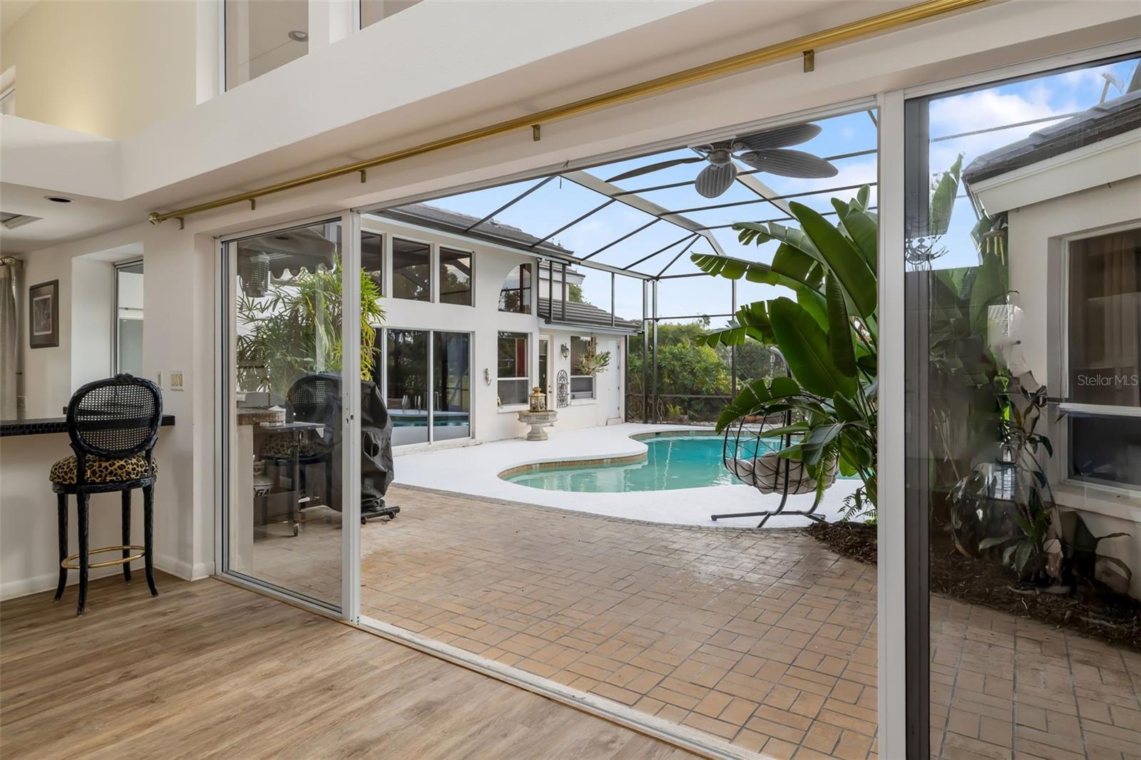 Image 18 of 70 For 4149 Escondito Circle