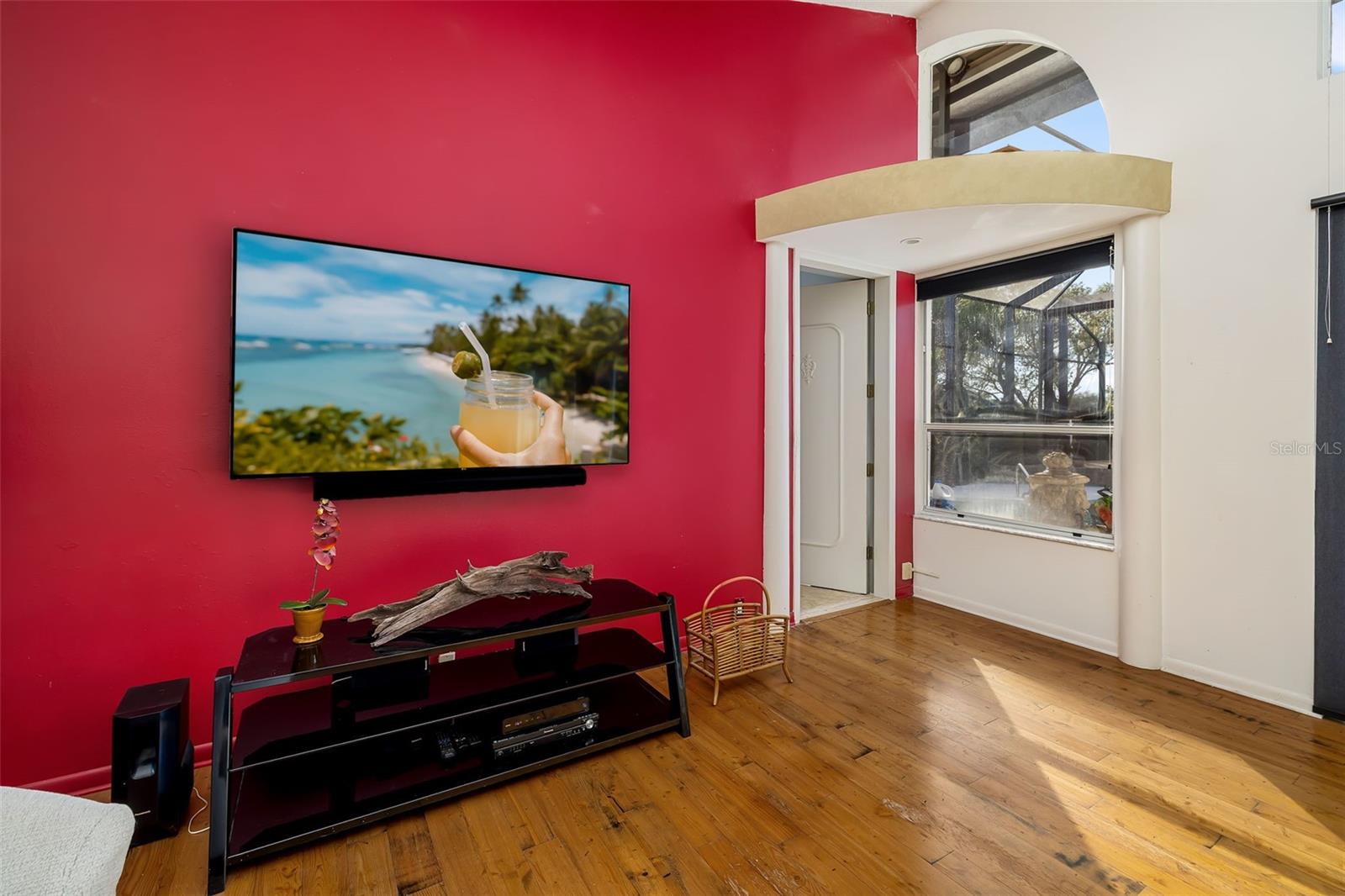 Image 33 of 70 For 4149 Escondito Circle