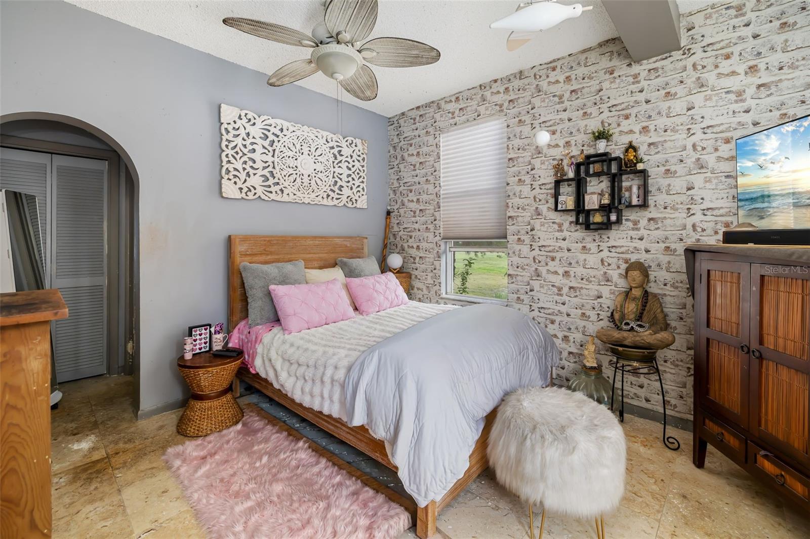 Image 34 of 70 For 4149 Escondito Circle