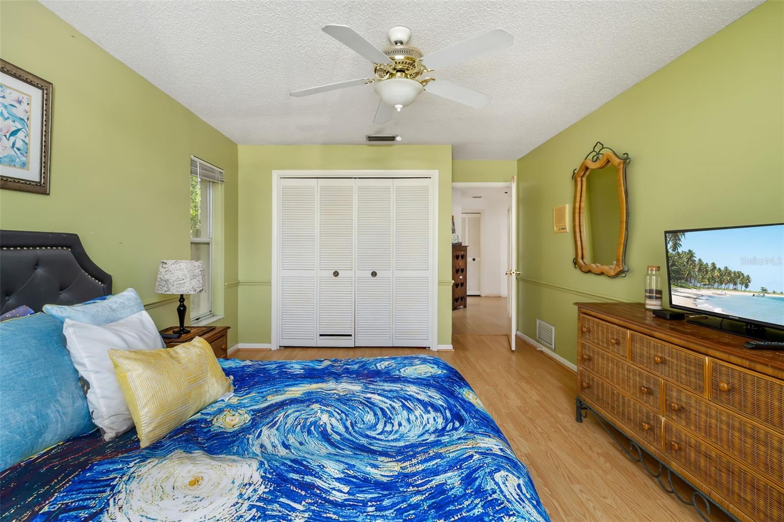 Image 37 of 70 For 4149 Escondito Circle