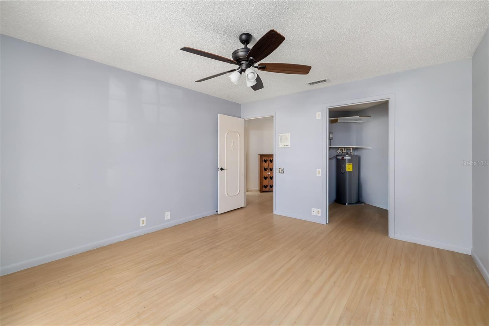 Image 40 of 70 For 4149 Escondito Circle