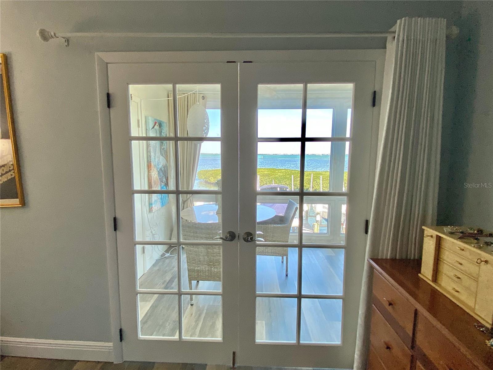 Image 18 of 75 For 4960 Gulf Of Mexico Drive 206