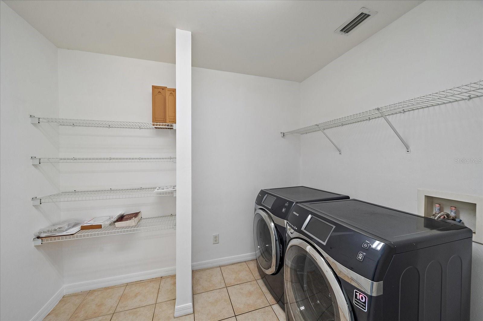 Image 15 of 39 For 2991 Grandview Drive