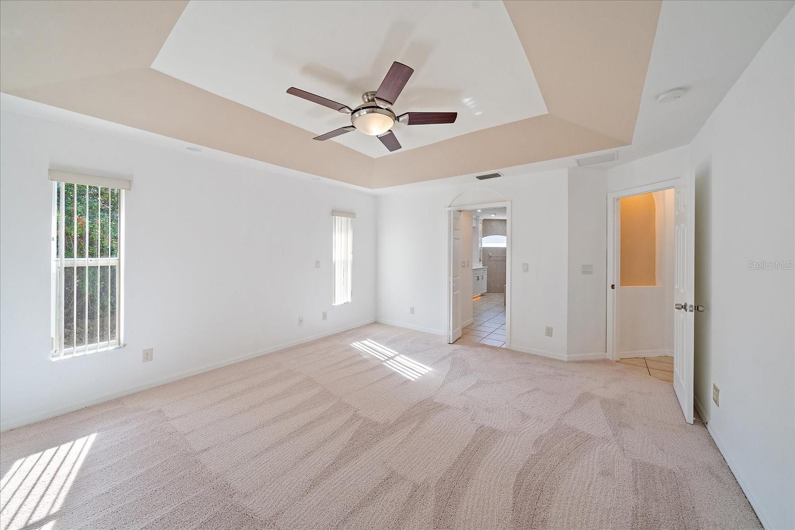 Image 17 of 39 For 2991 Grandview Drive