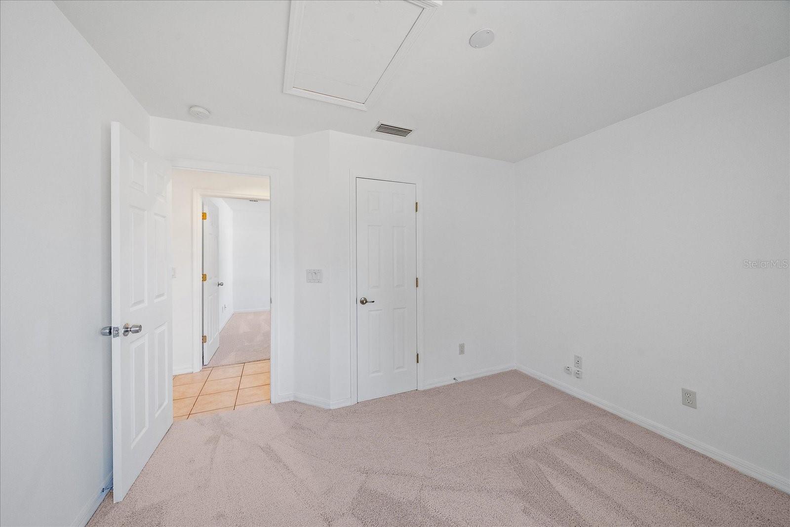 Image 22 of 39 For 2991 Grandview Drive