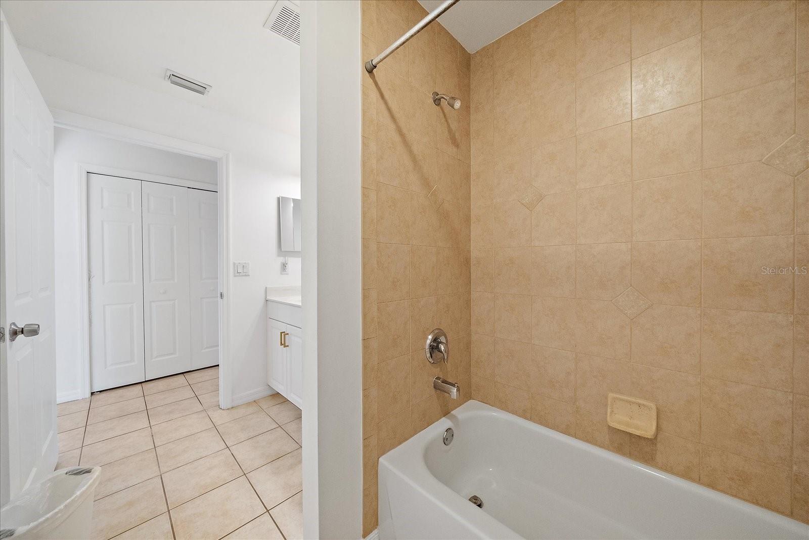 Image 25 of 39 For 2991 Grandview Drive