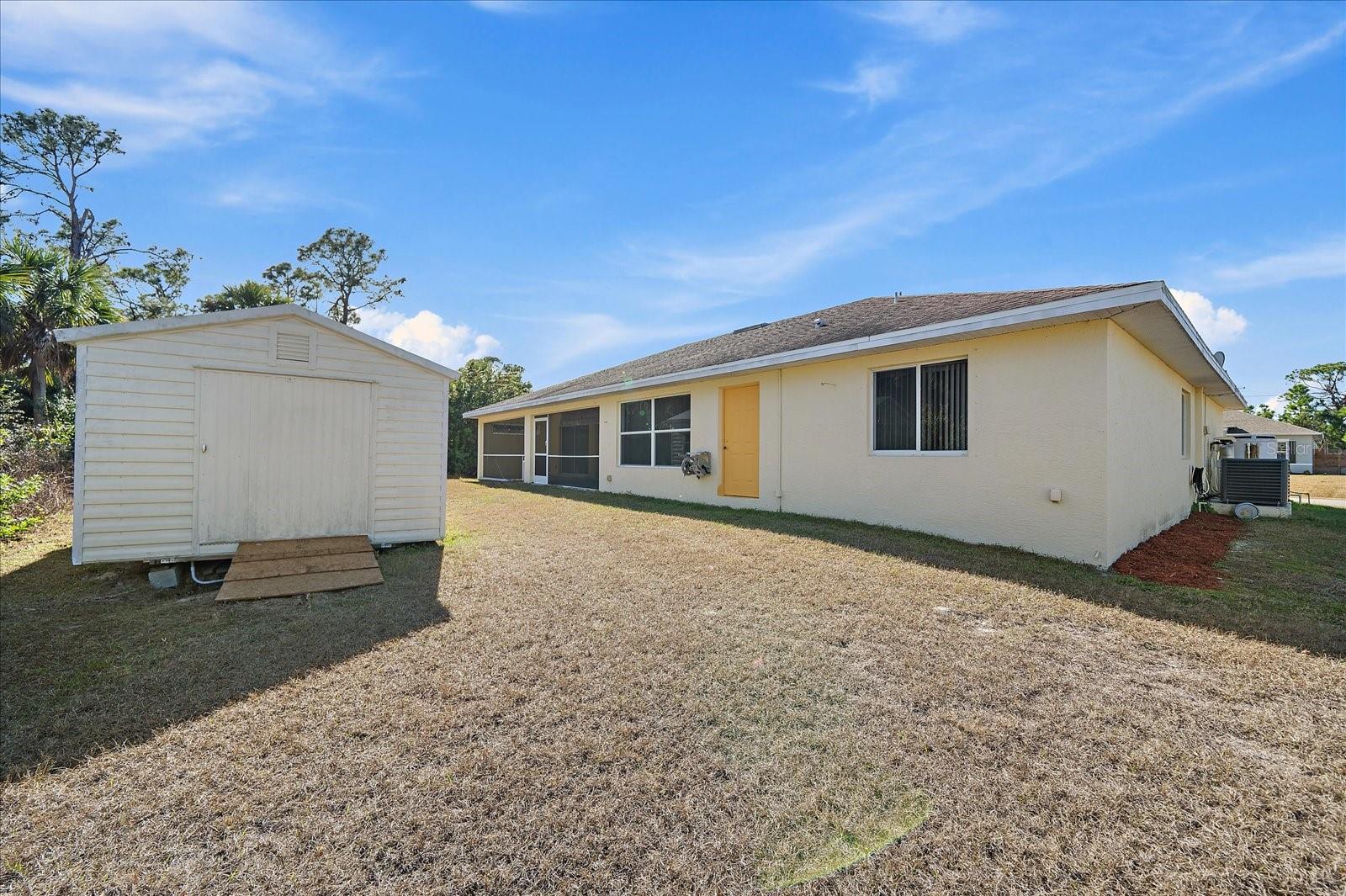 Image 29 of 39 For 2991 Grandview Drive