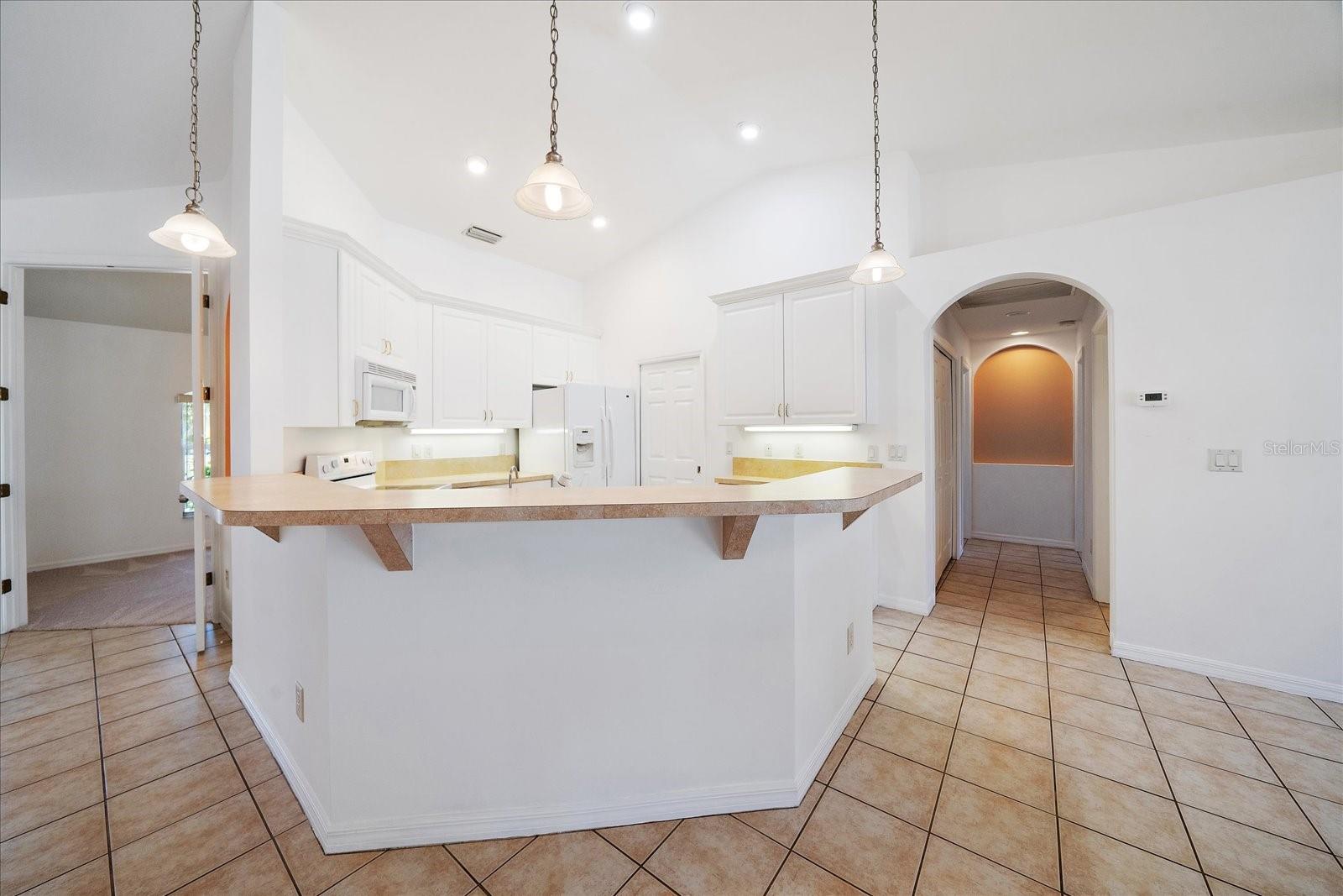 Image 7 of 39 For 2991 Grandview Drive