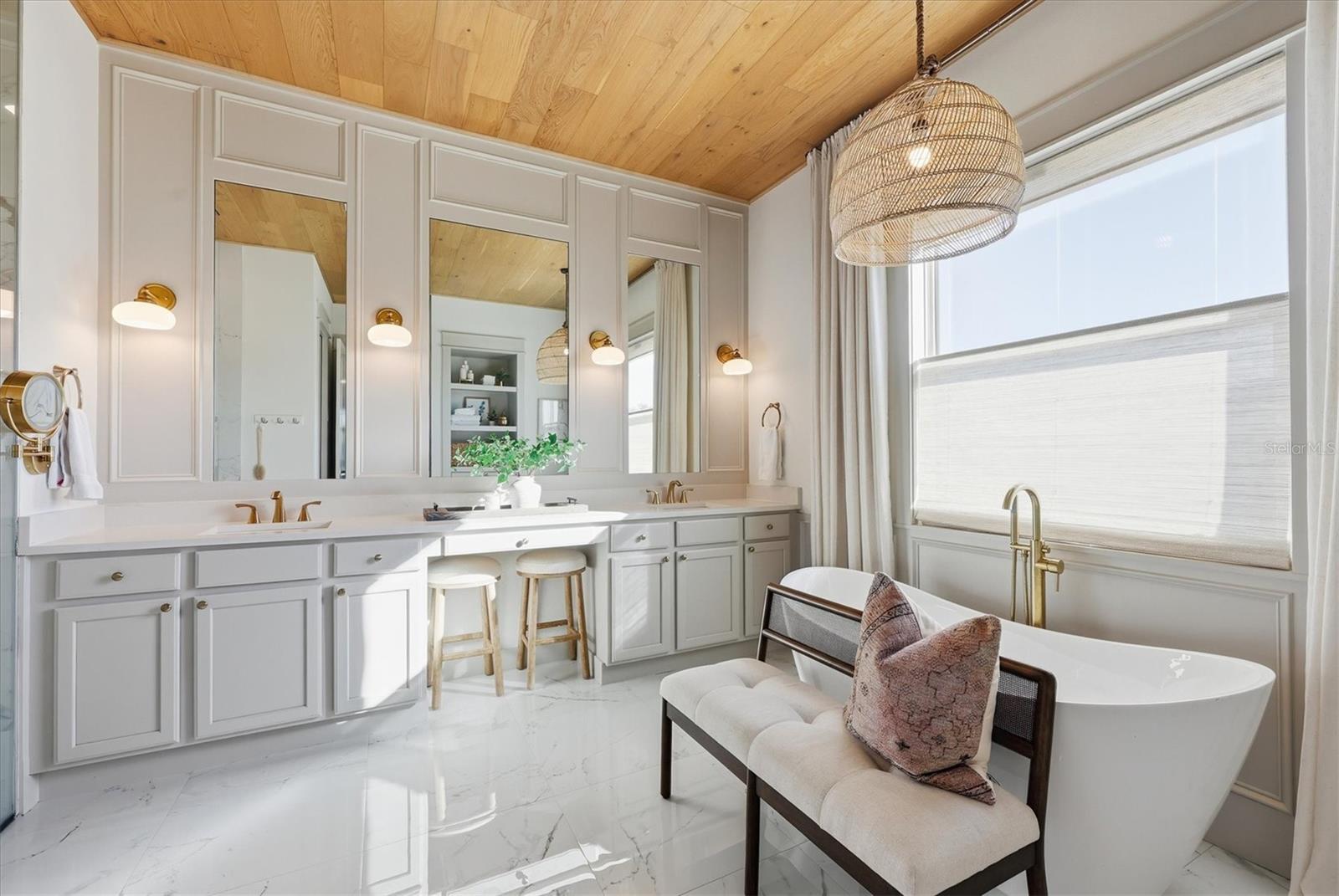 Image 24 of 75 For 3571 Recurve Circle