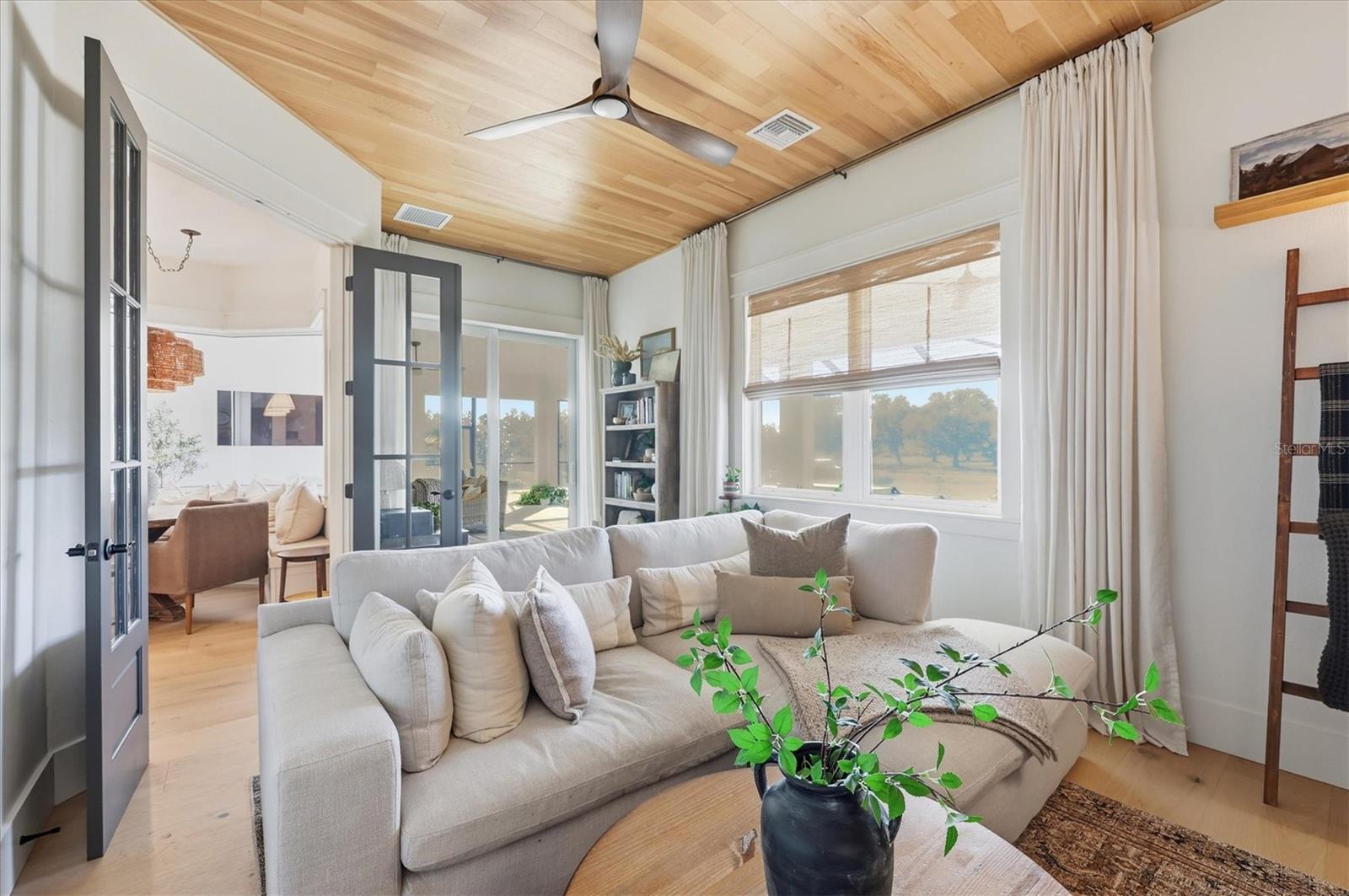 Image 31 of 75 For 3571 Recurve Circle