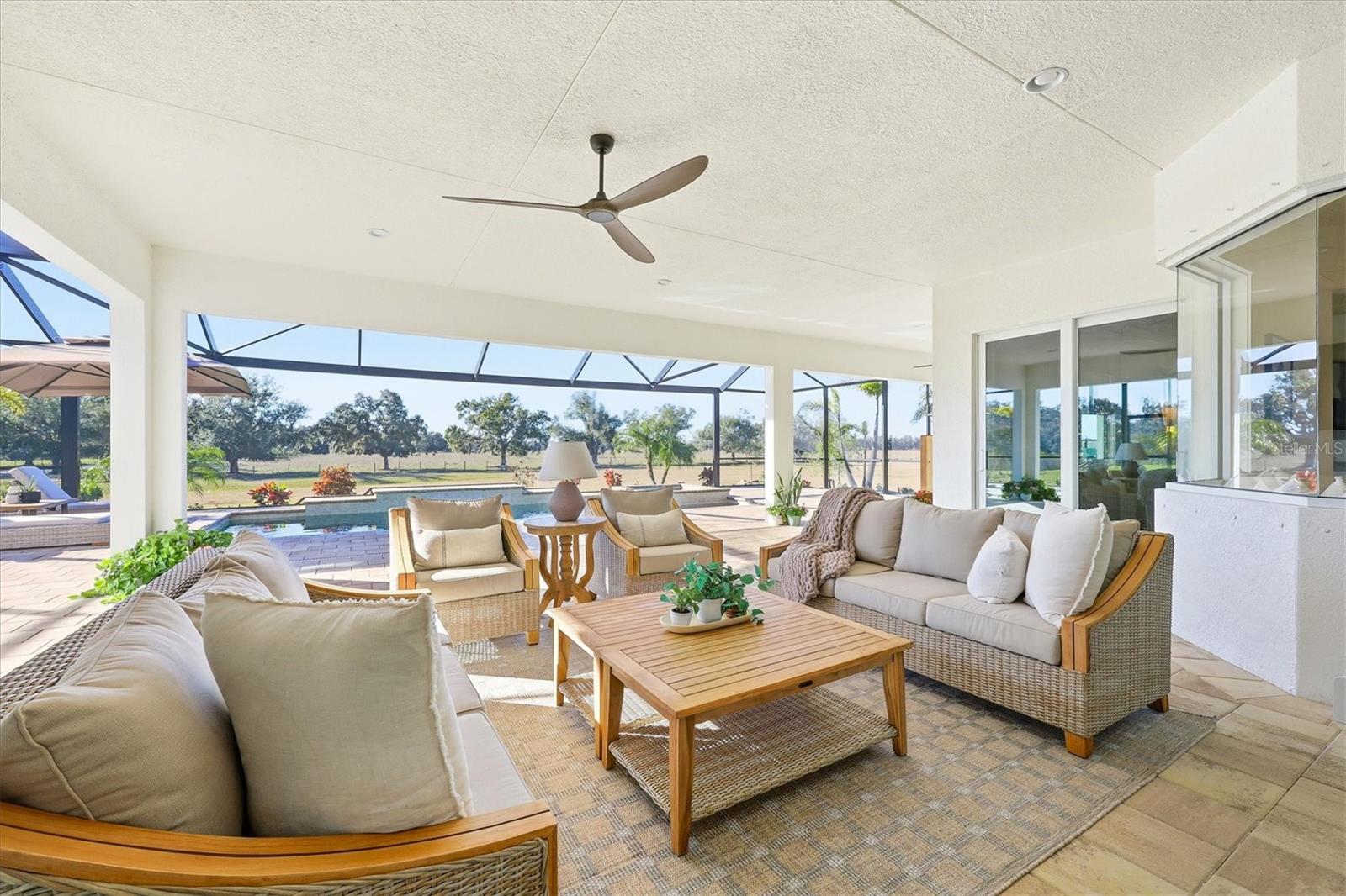 Image 36 of 75 For 3571 Recurve Circle