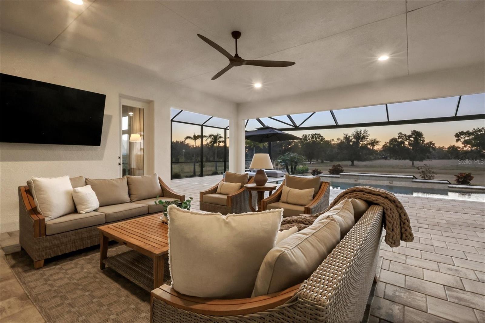 Image 59 of 75 For 3571 Recurve Circle