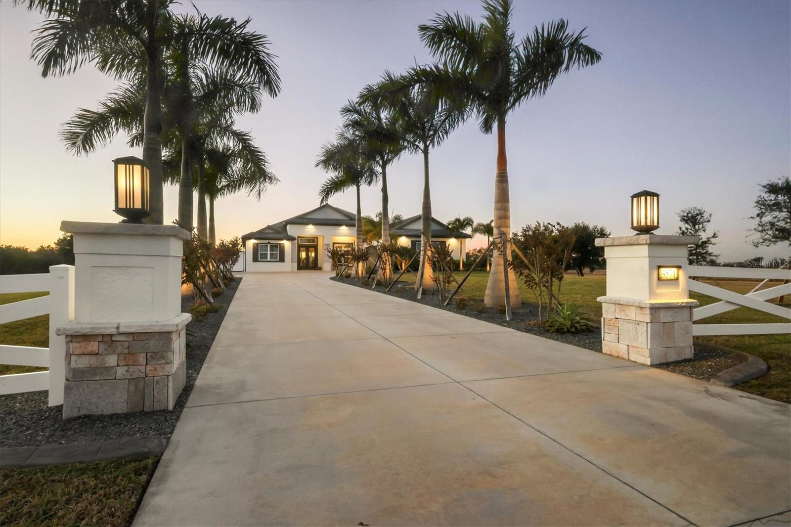 Image 70 of 75 For 3571 Recurve Circle