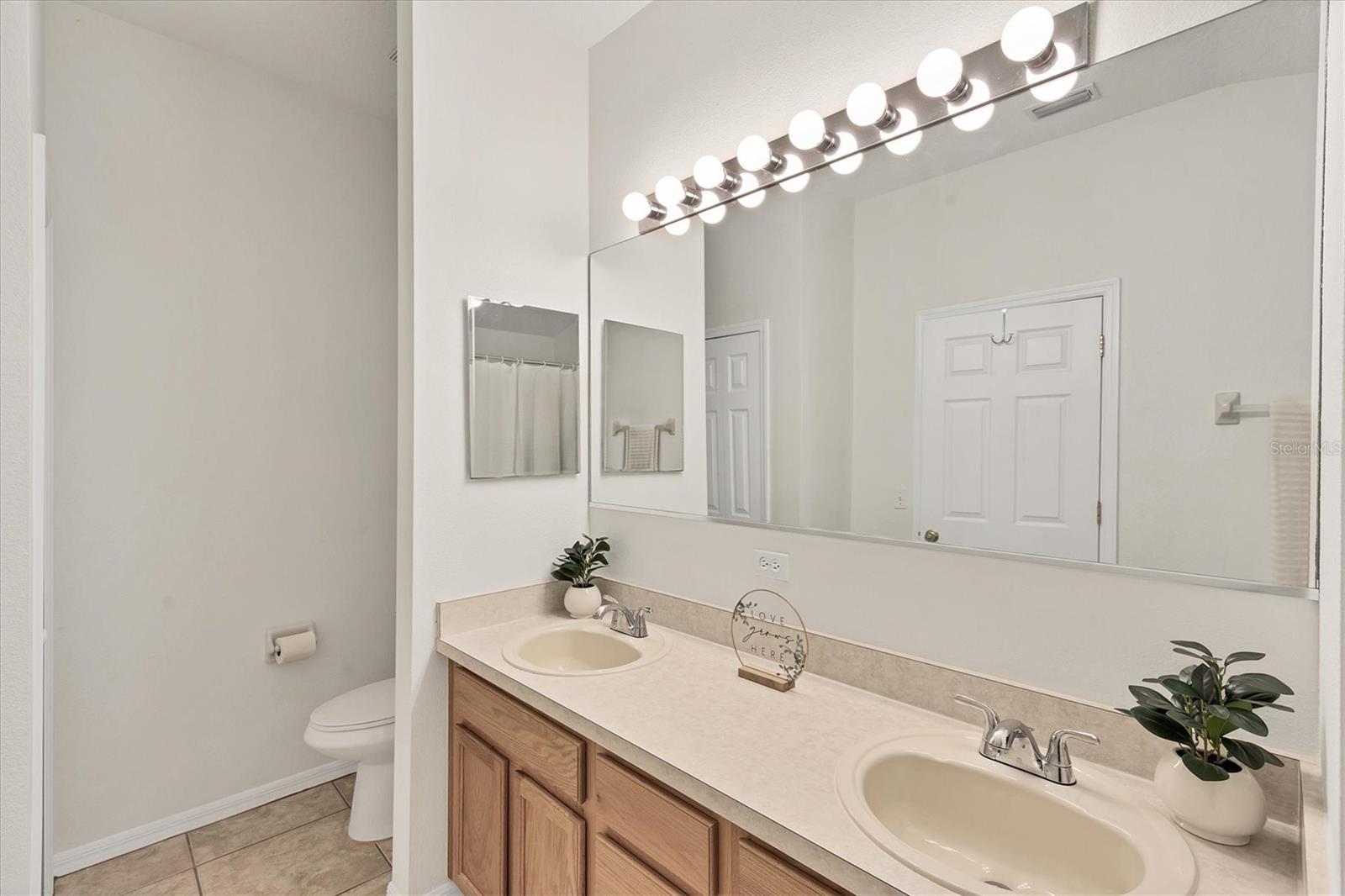 Image 32 of 50 For 14866 Skip Jack Loop 104