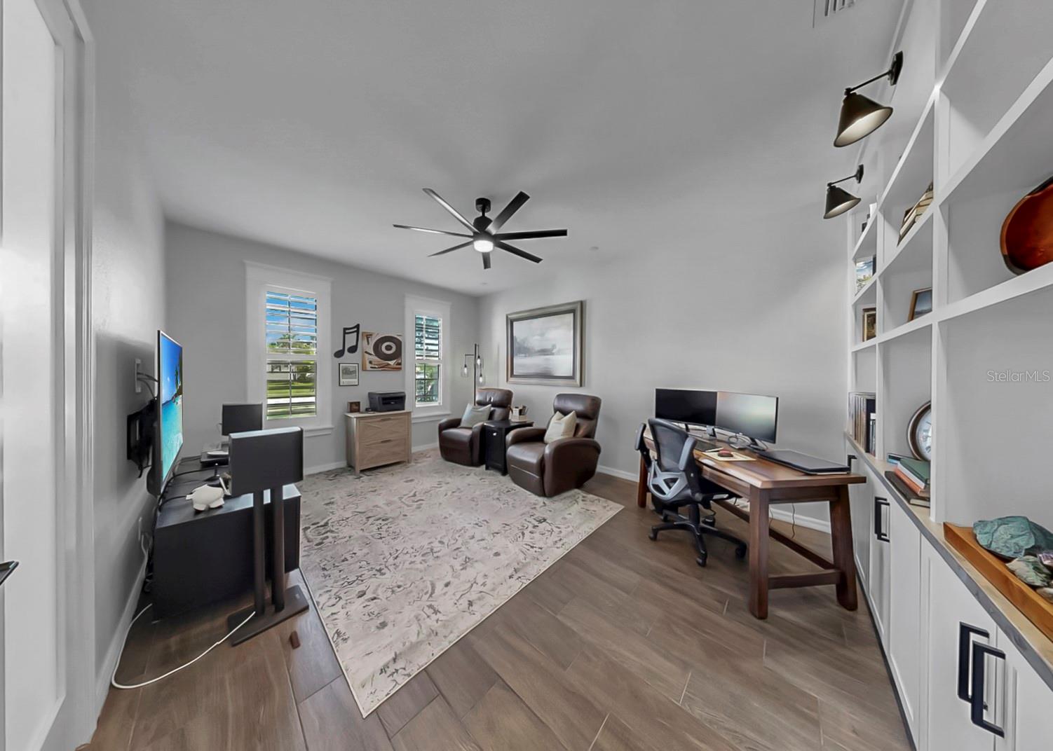 Image 19 of 47 For 5531 107th Terrace E