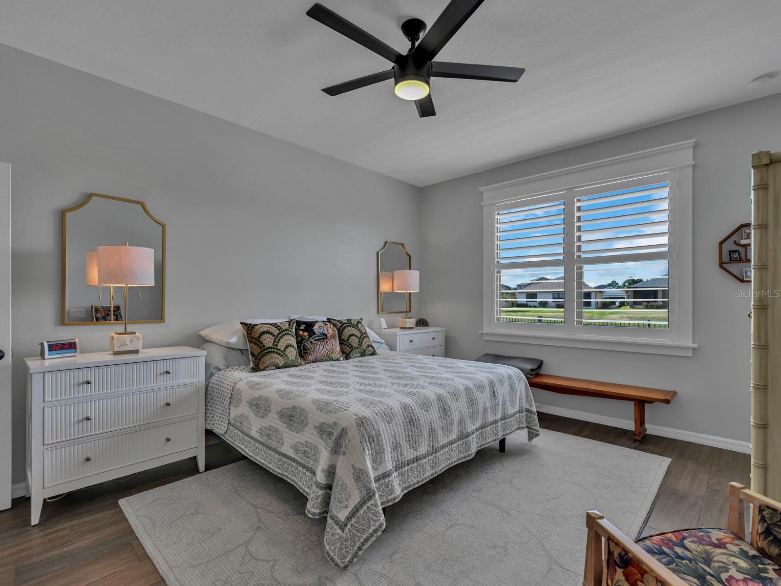 Image 21 of 47 For 5531 107th Terrace E