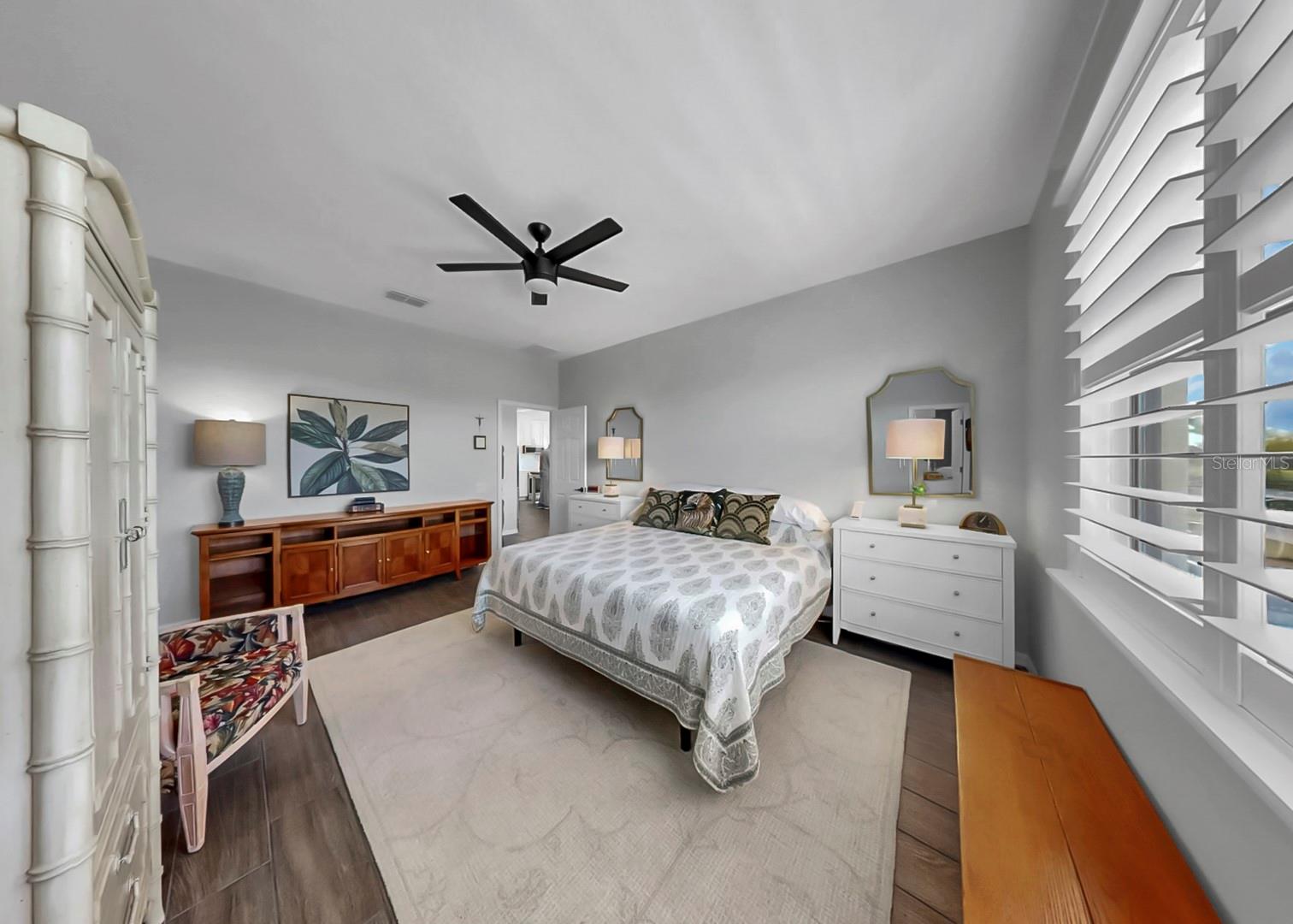 Image 22 of 47 For 5531 107th Terrace E