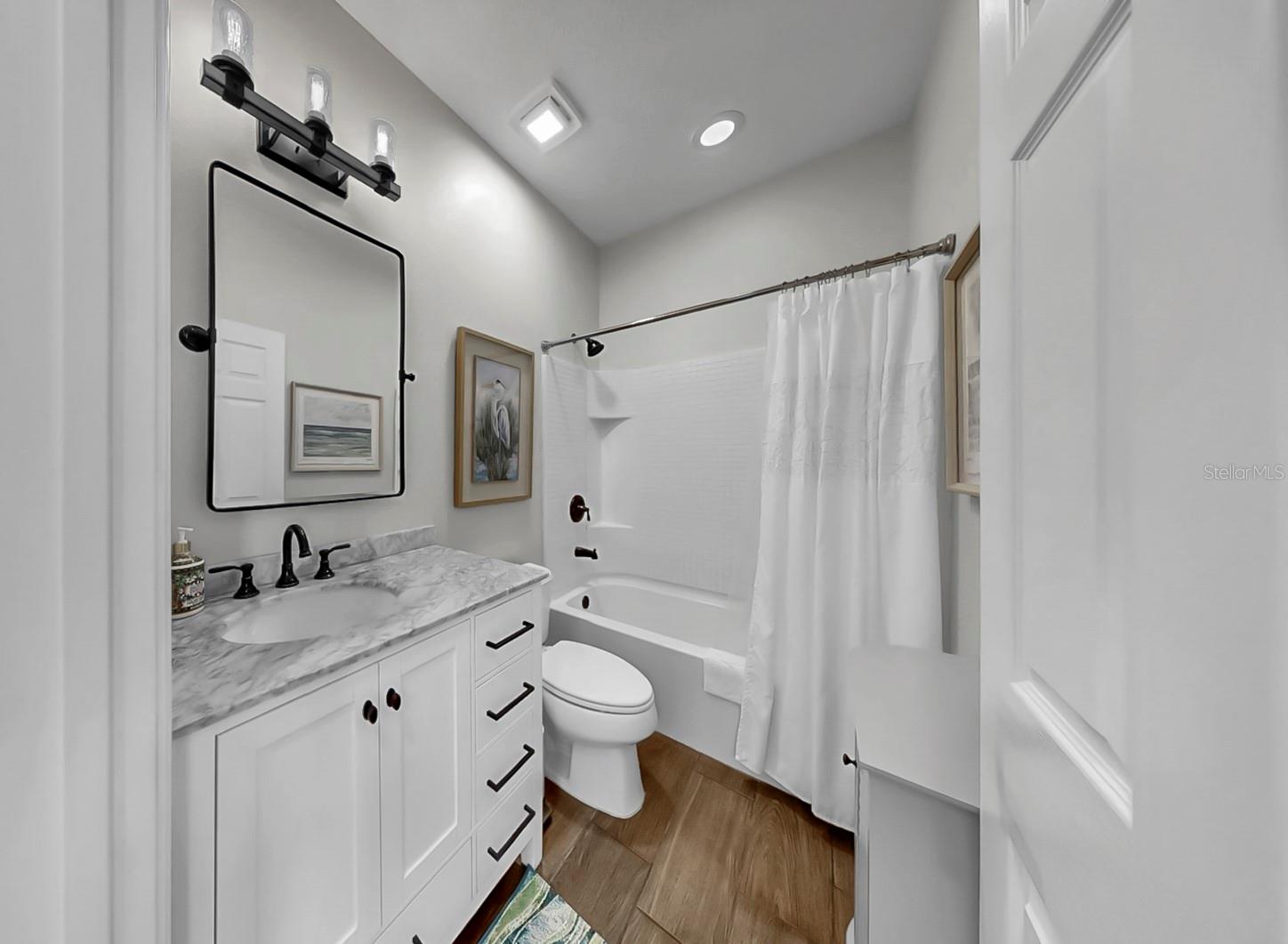 Image 32 of 47 For 5531 107th Terrace E