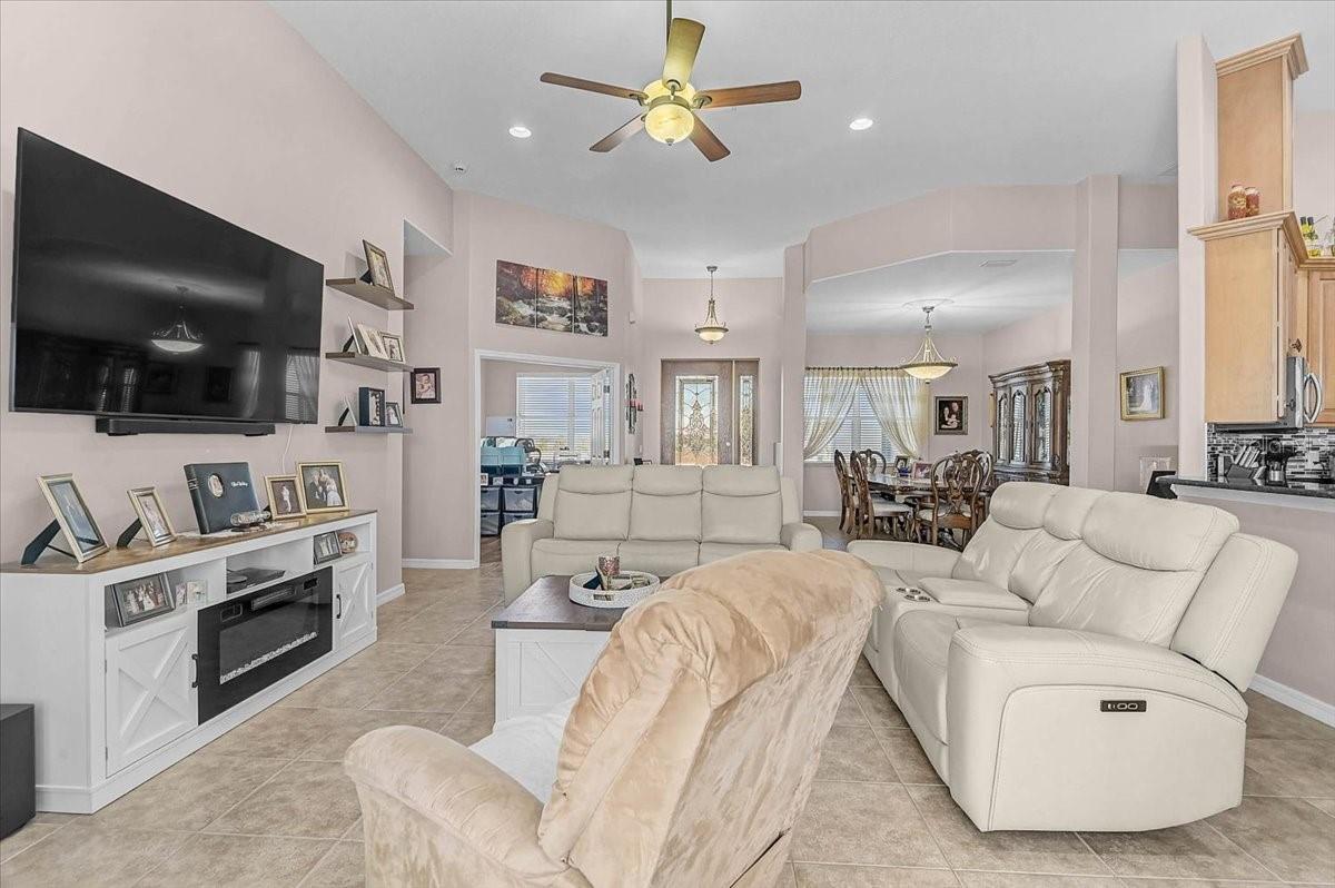 Image 19 of 67 For 25202 61st Avenue