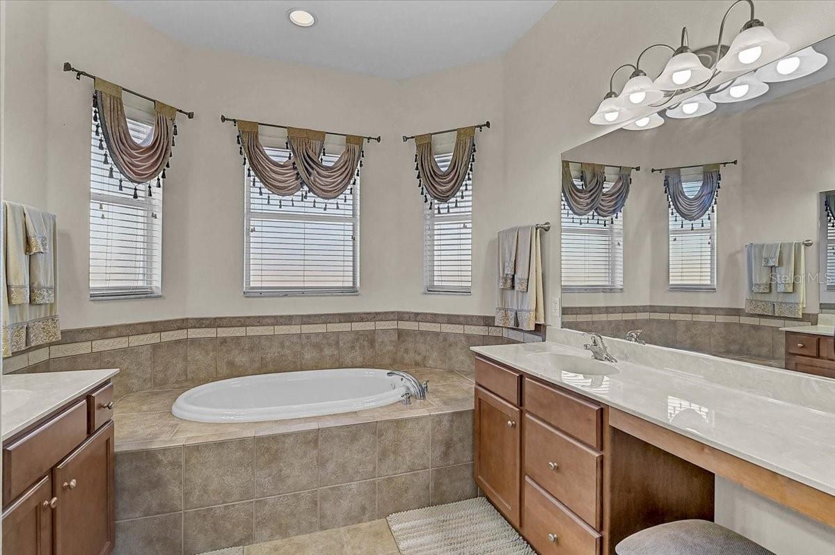 Image 36 of 67 For 25202 61st Avenue