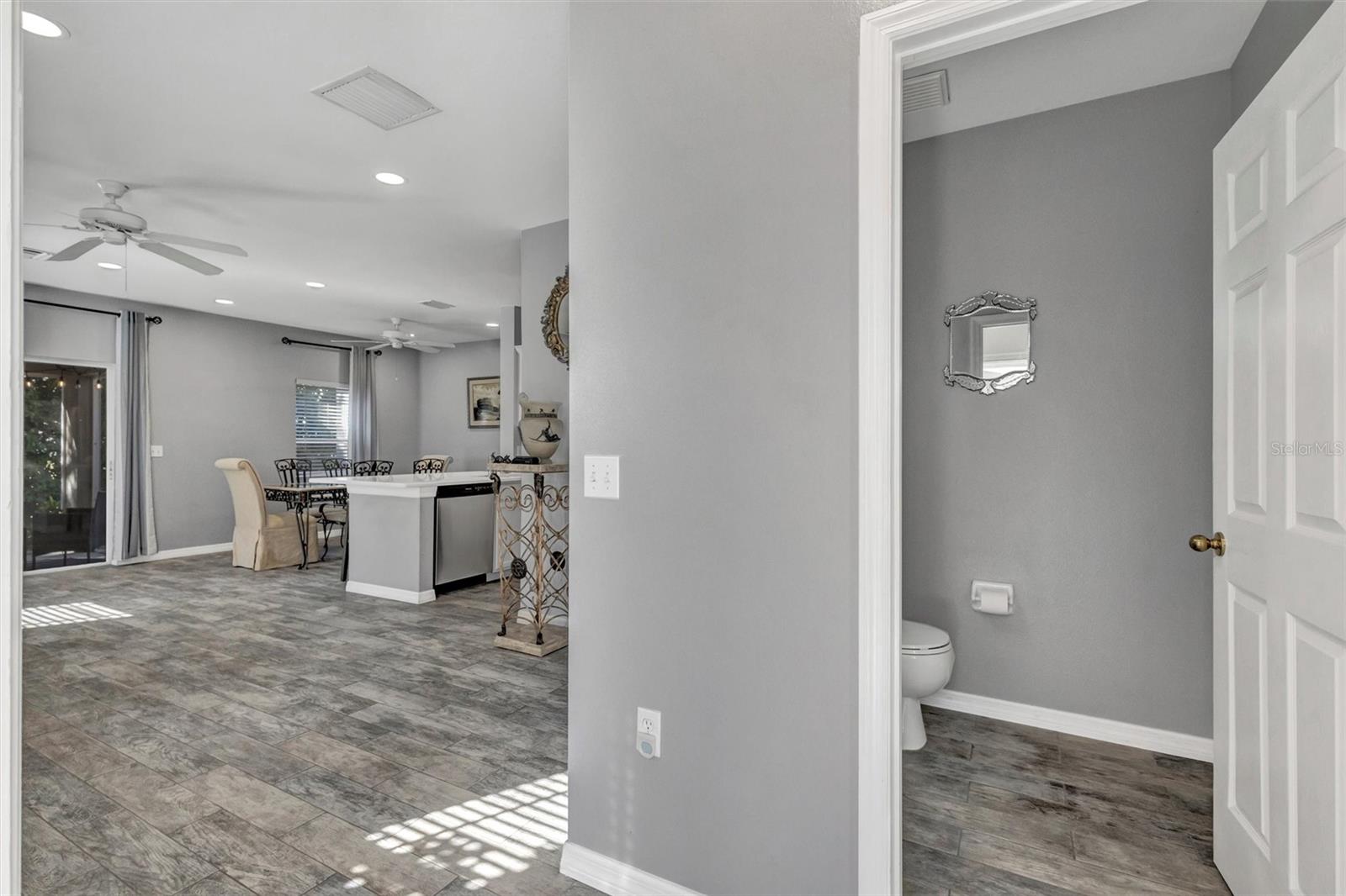 Image 12 of 42 For 14925 Skip Jack Loop