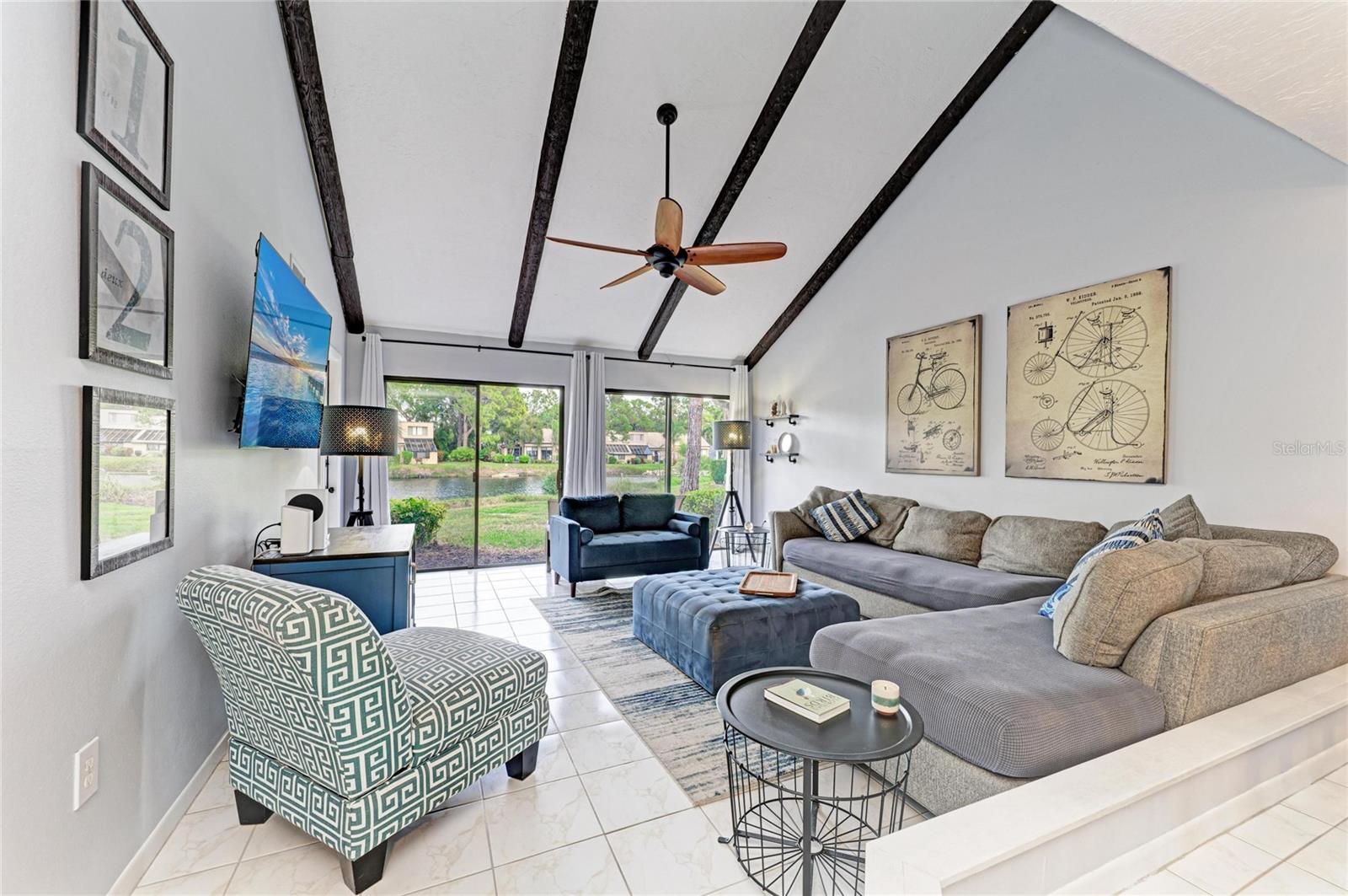 Image 12 of 71 For 5315 Myrtle Wood 46