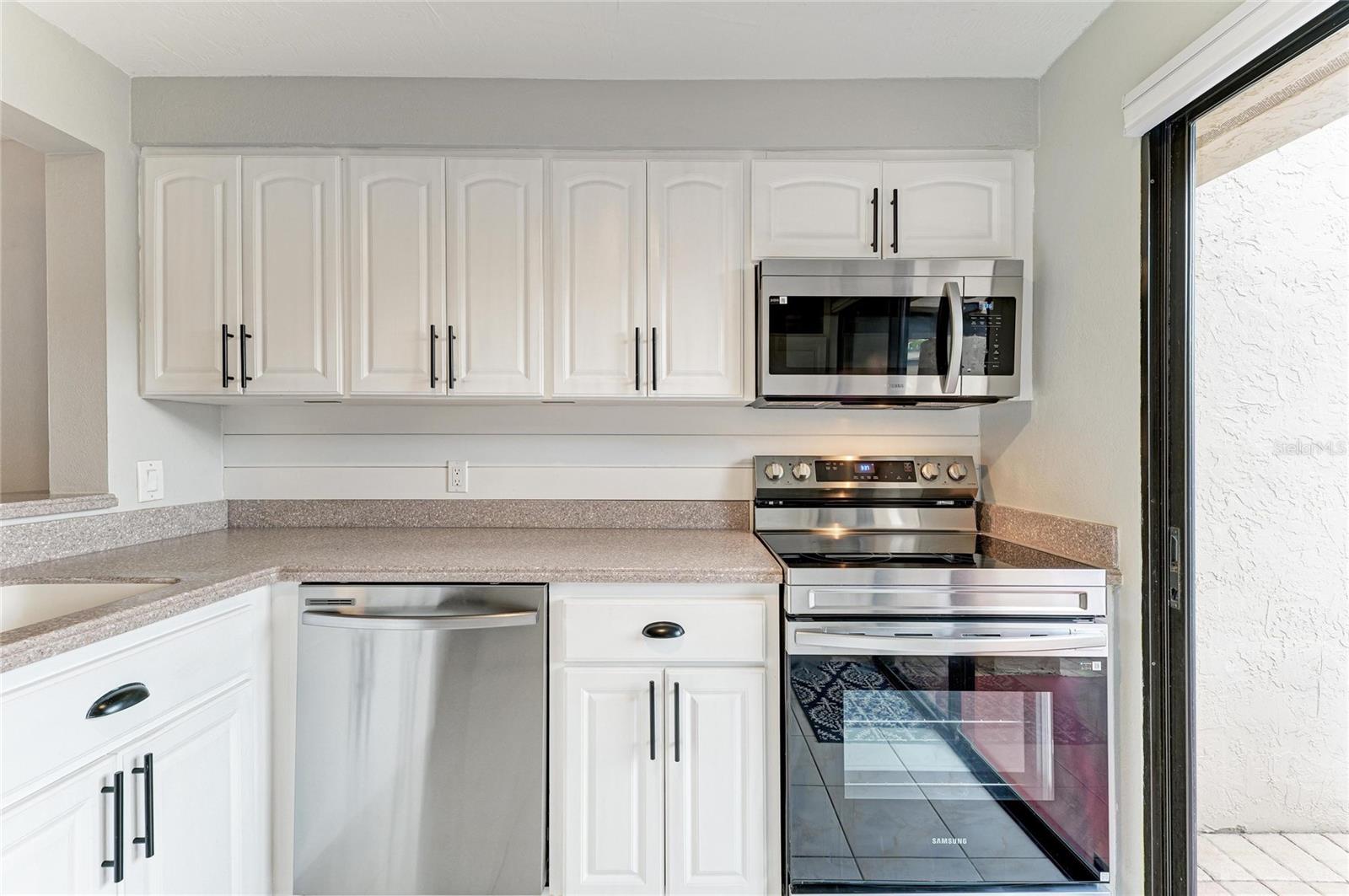 Image 22 of 71 For 5315 Myrtle Wood 46