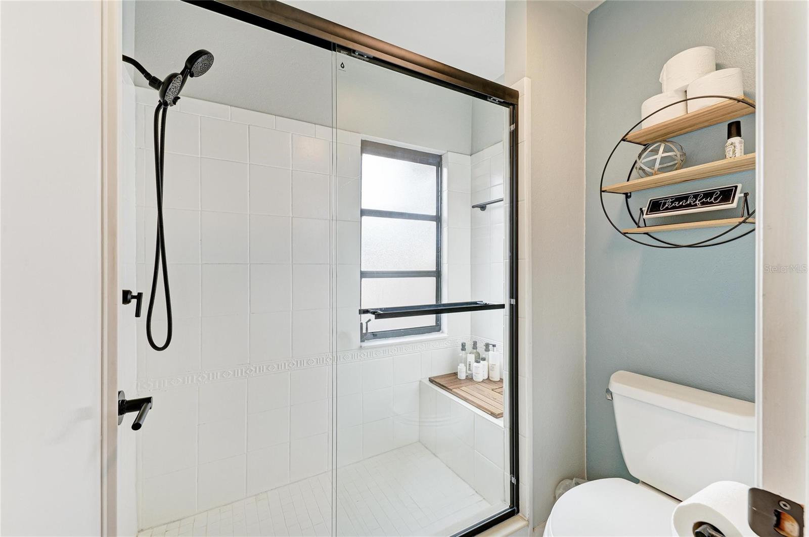 Image 32 of 71 For 5315 Myrtle Wood 46