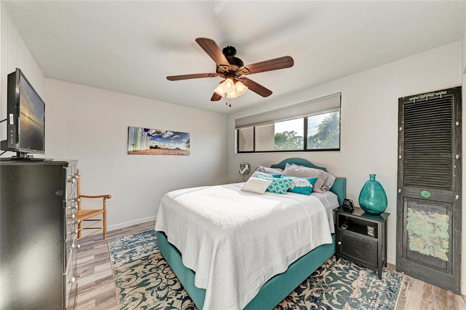 Image 39 of 71 For 5315 Myrtle Wood 46