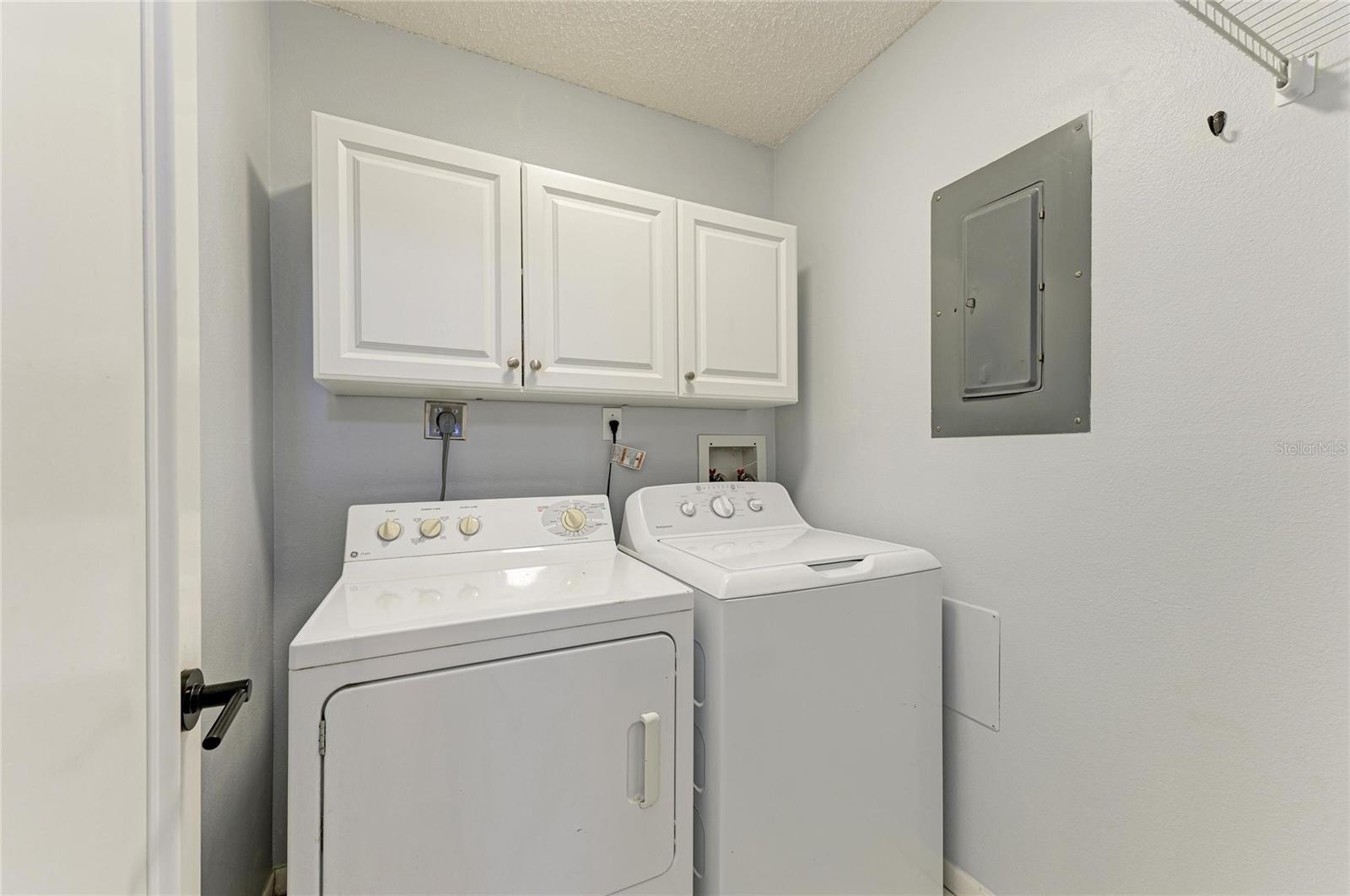 Image 43 of 71 For 5315 Myrtle Wood 46