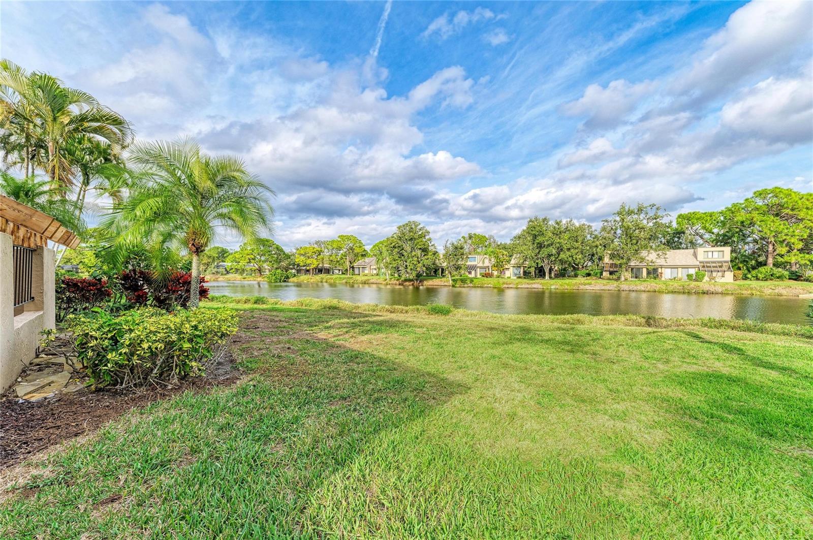 Image 50 of 71 For 5315 Myrtle Wood 46