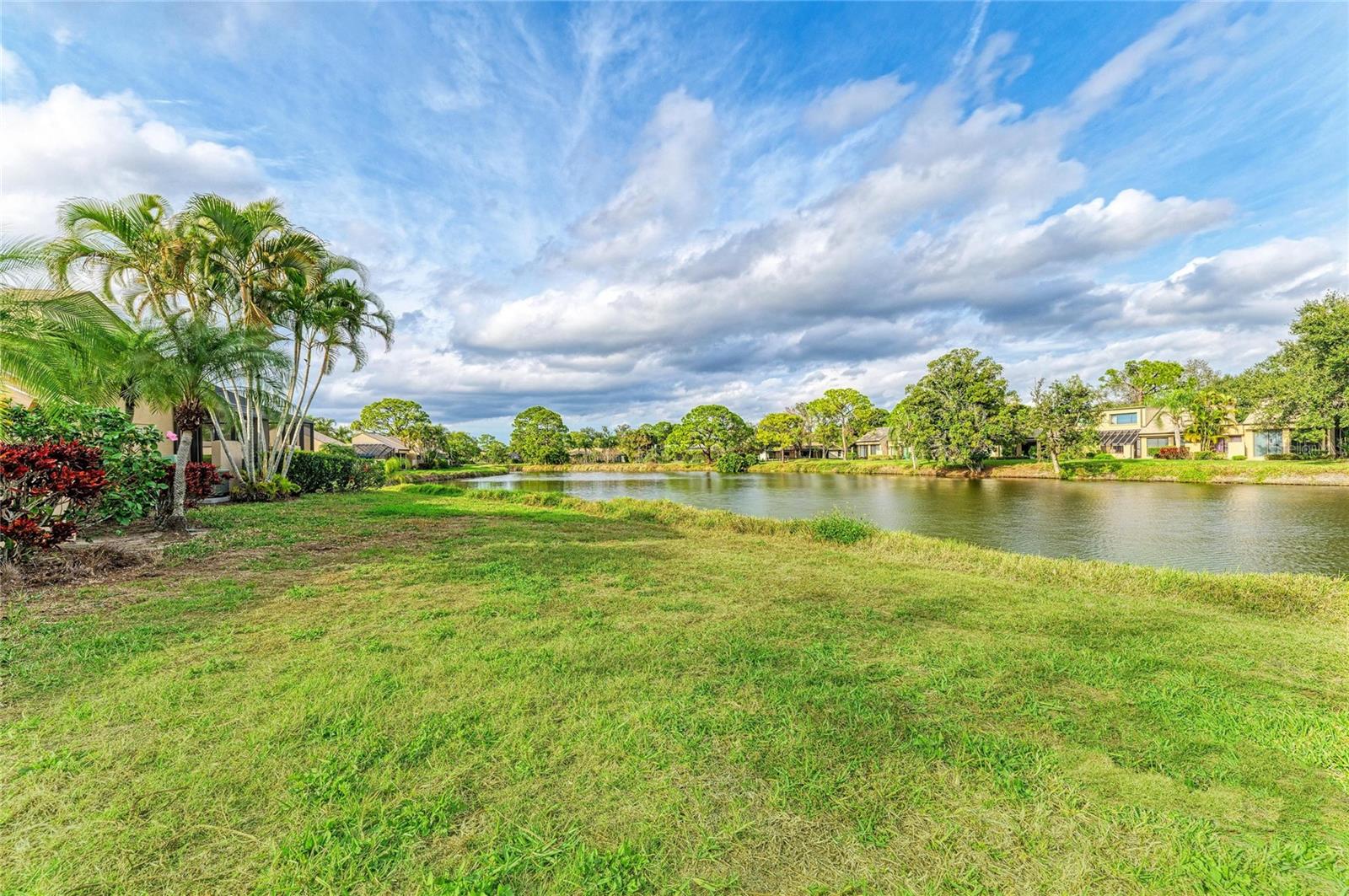 Image 51 of 71 For 5315 Myrtle Wood 46