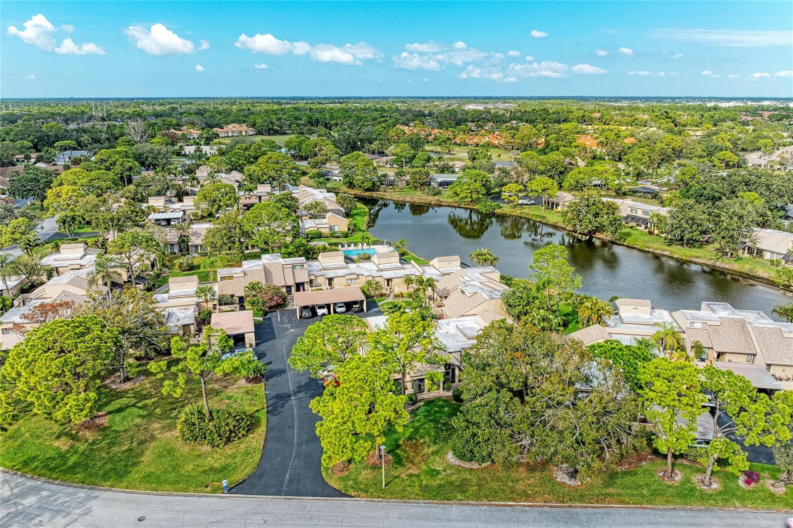 Image 57 of 71 For 5315 Myrtle Wood 46